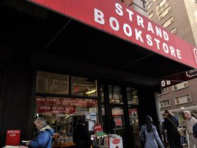 Essential guide to NYC bookstores, author readings and book signings ...